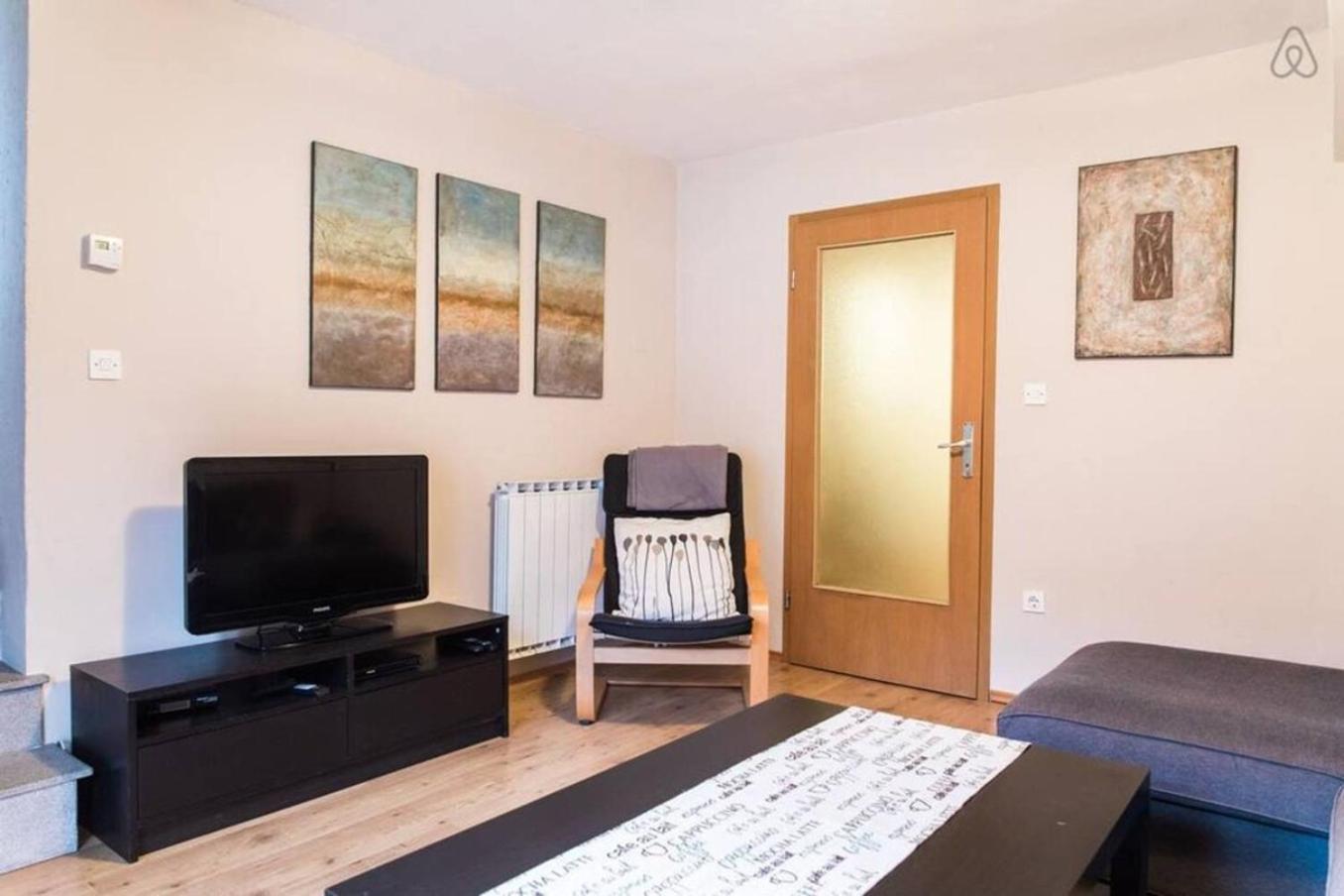 House Maharac With 3 Apartments Till 18 Persons Kamno Extérieur photo