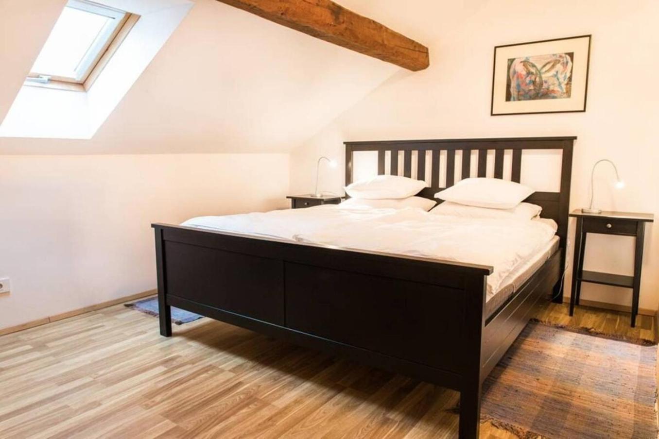 House Maharac With 3 Apartments Till 18 Persons Kamno Extérieur photo